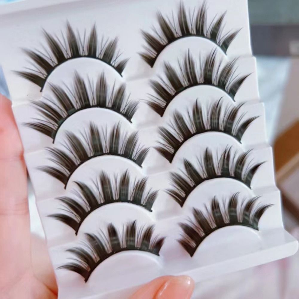 Natural Wet Look Manga Lashes  - огляд і ціна Eyelash Extension Wet Look
